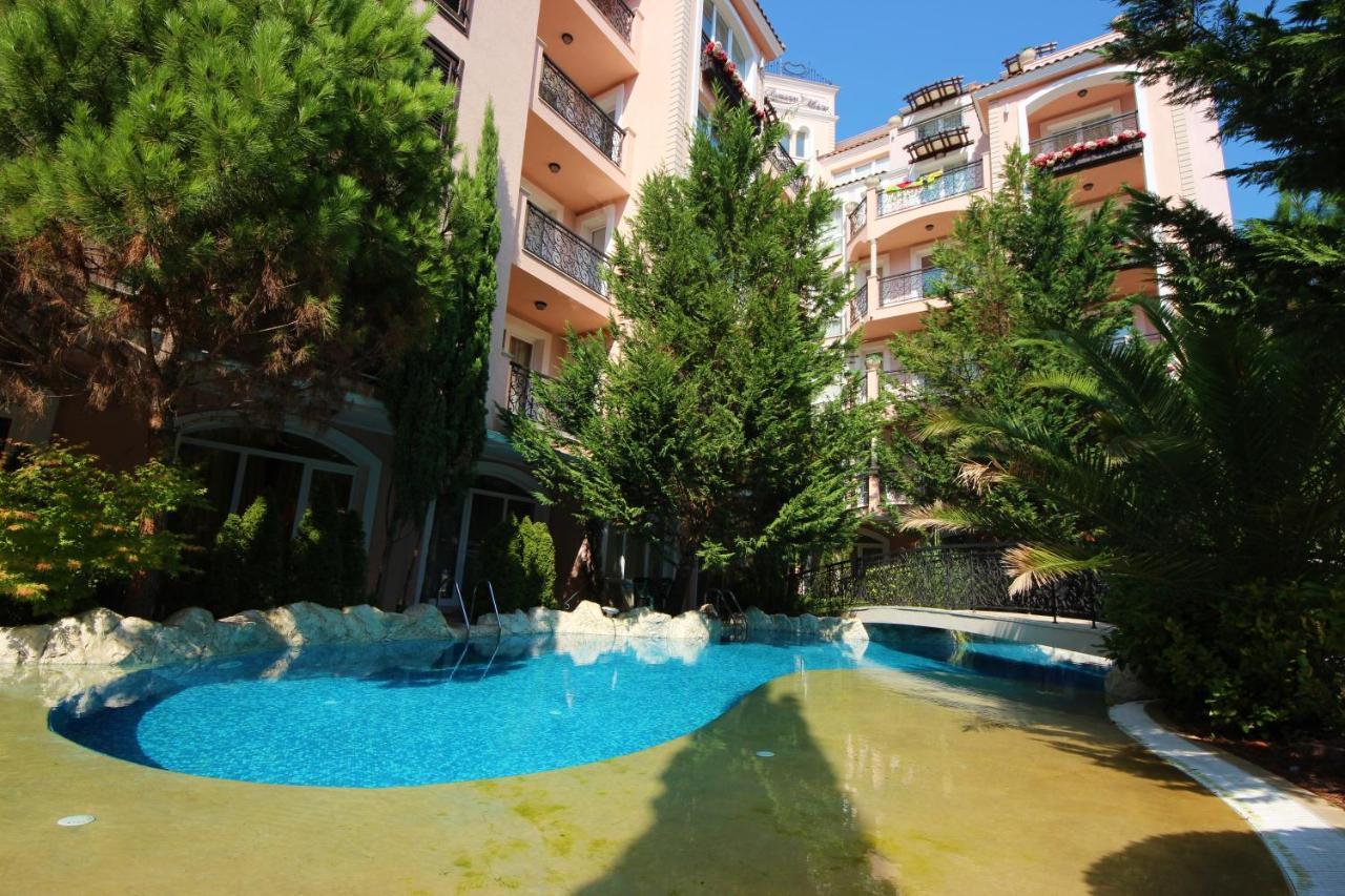 Menada Romance Marine Apartments 阳光海滩 外观 照片
