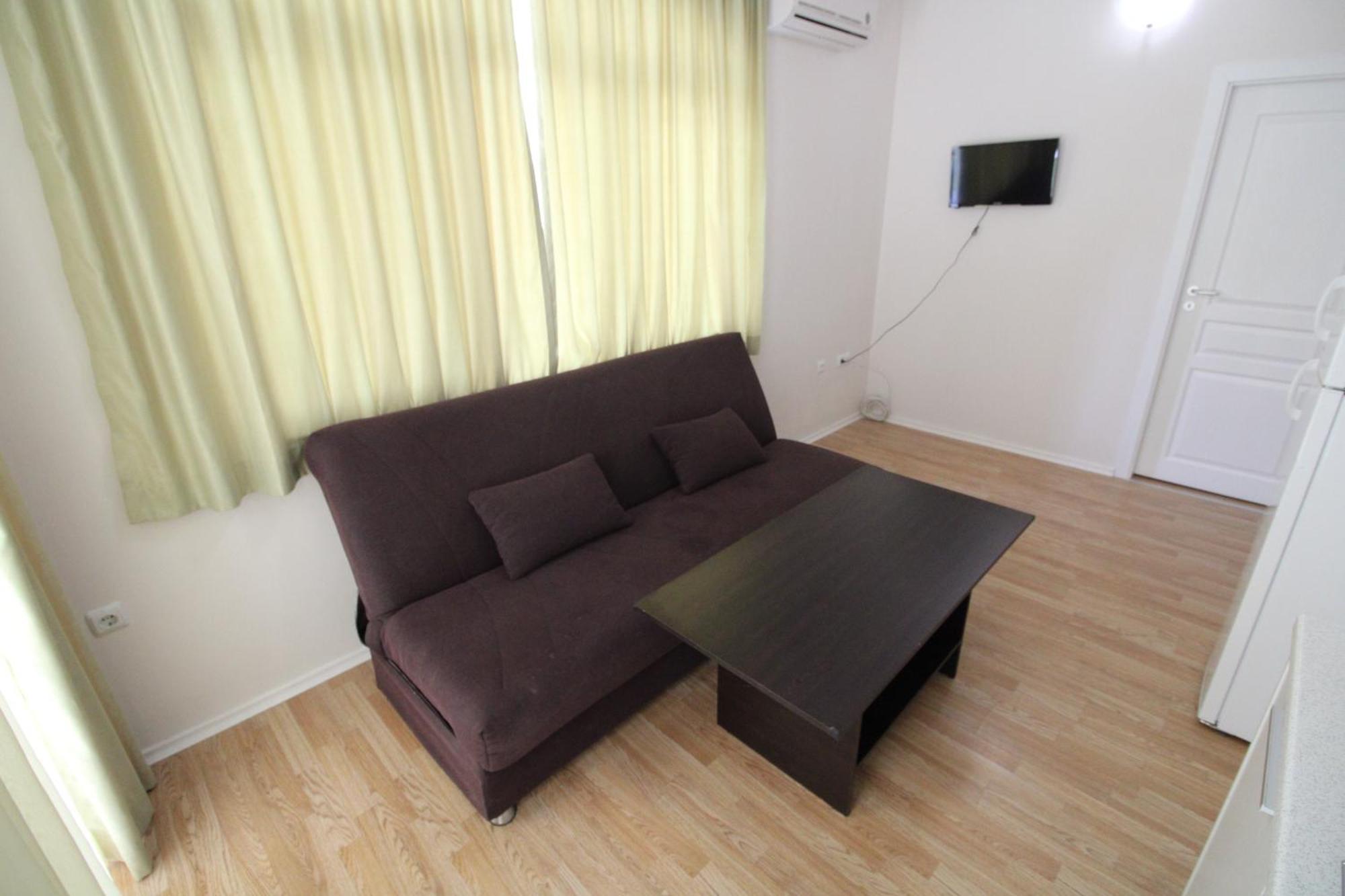 Menada Romance Marine Apartments 阳光海滩 客房 照片