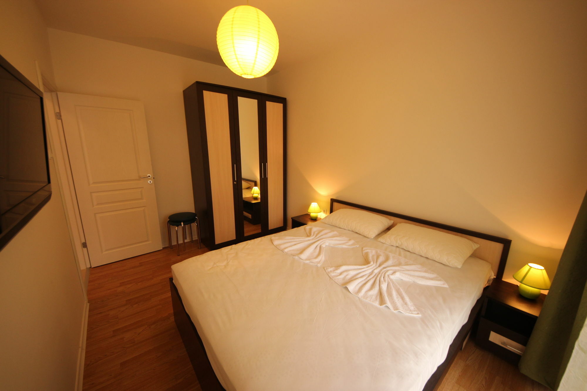 Menada Romance Marine Apartments 阳光海滩 外观 照片